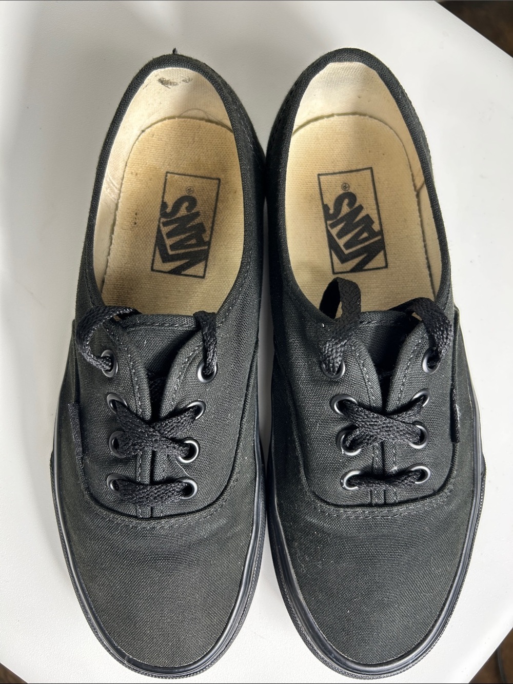 Vans Authentic Black Canvas Sneakers Women’s 7 Men’s 5.5 EU 37 Skate Shoes